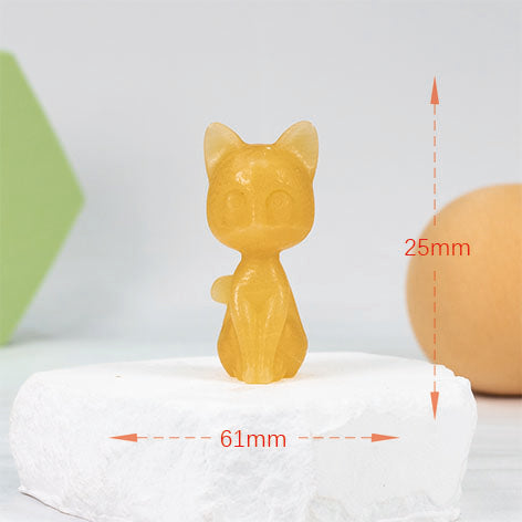 Luna cat carving