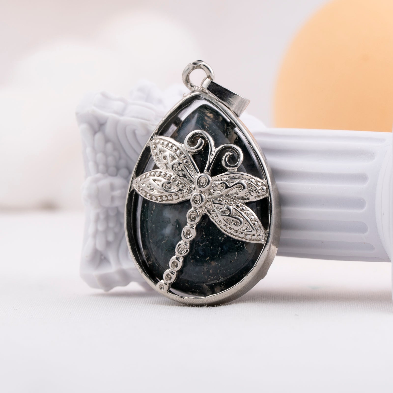 Inlay Dargonfly Water Drop Pendant