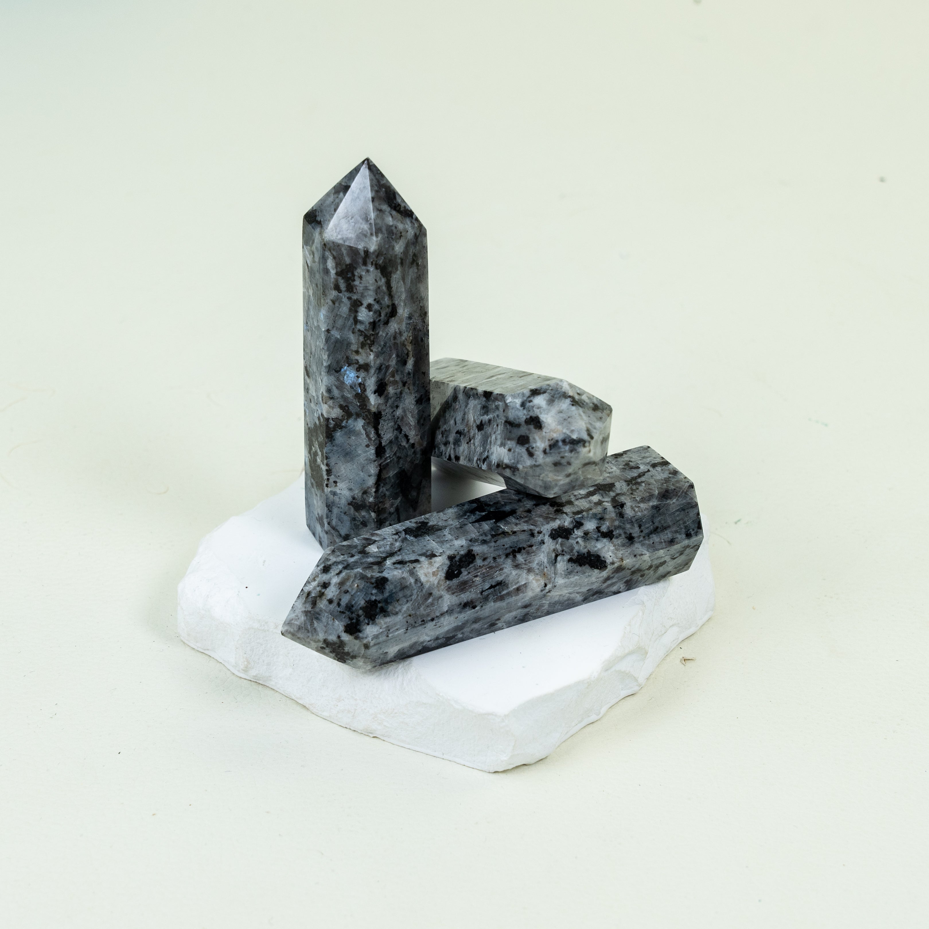Larvikite tower point