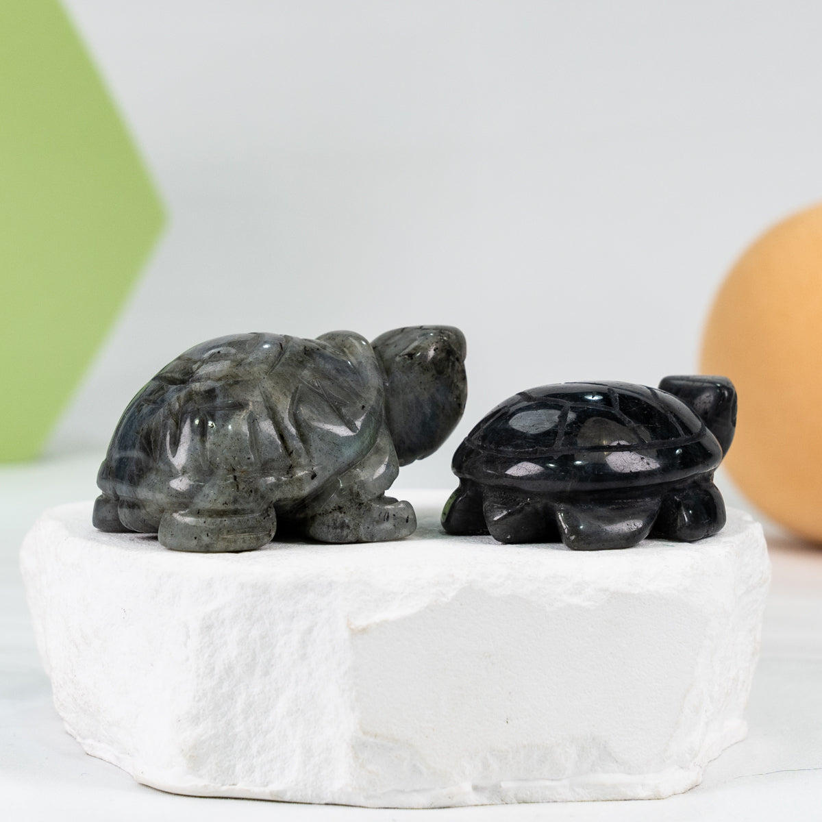 Lab Turtle Carving(Labrodorite)