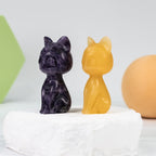 Luna cat carving