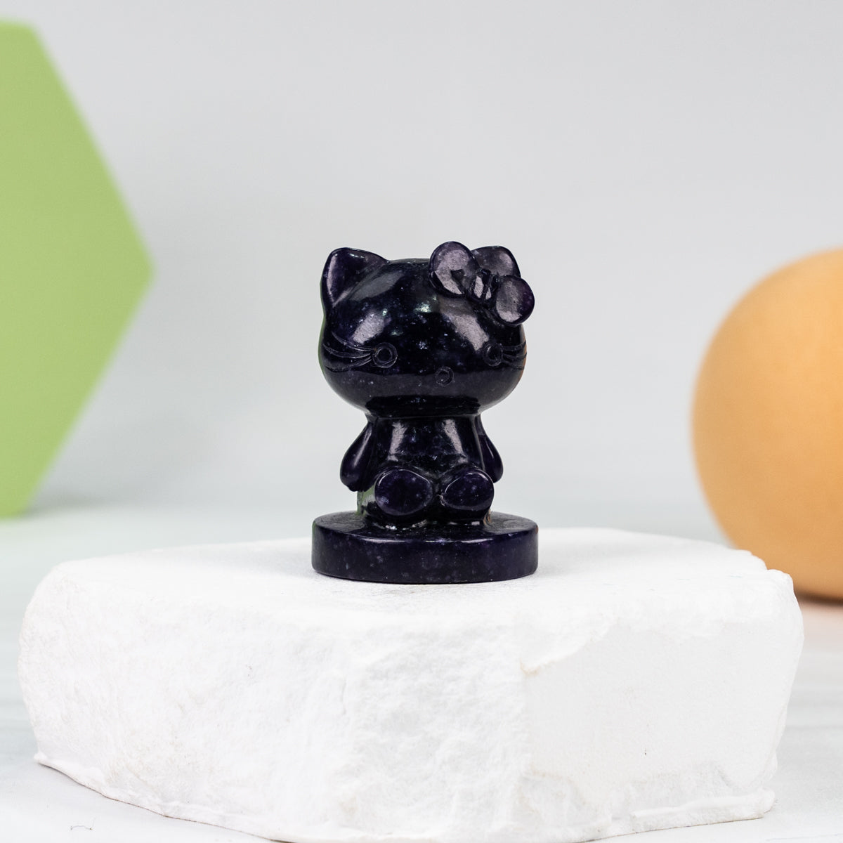 Hello Kitty Carving