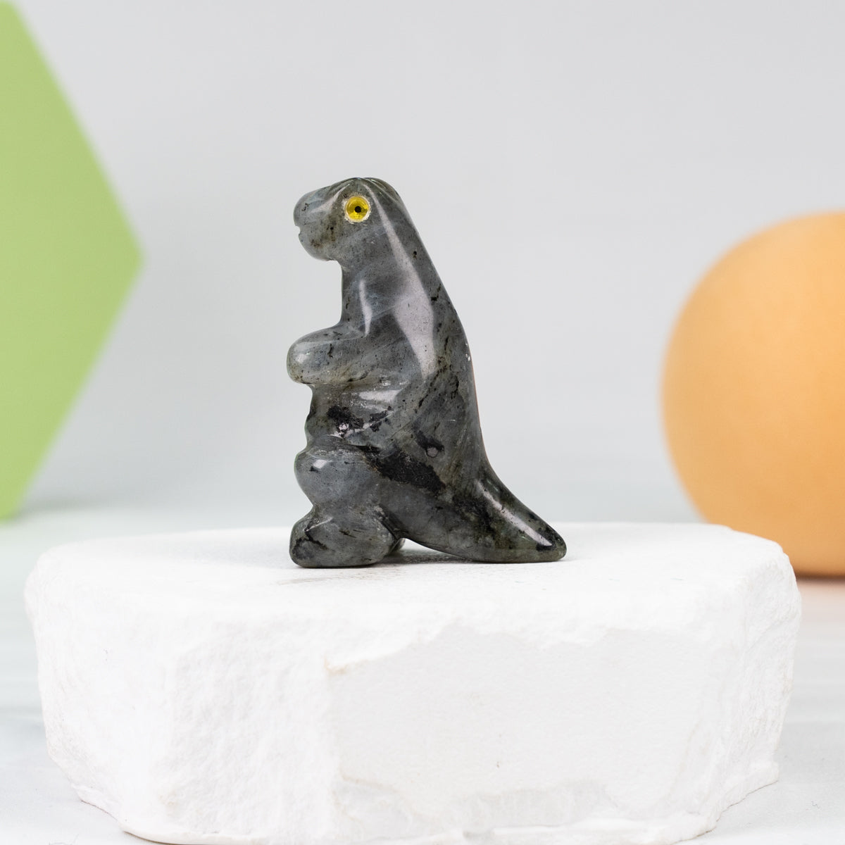 Small dinosaur Carving
