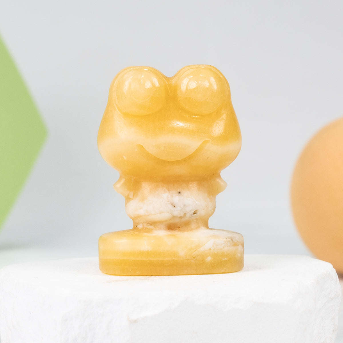 Big eye frog Carving