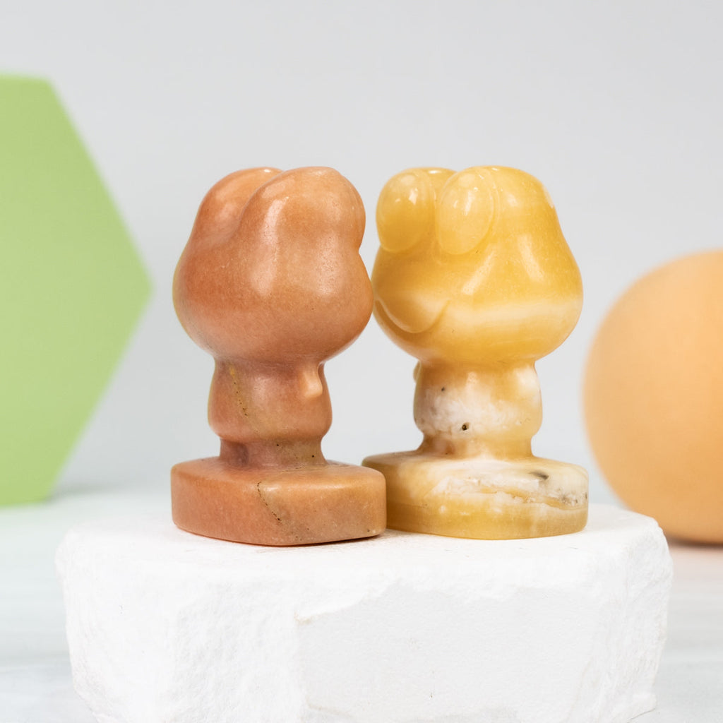 Big eye frog Carving